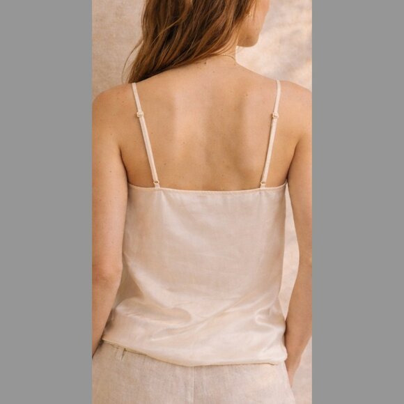 Doen Cream Lace Trim Tank Top - Picture 2 of 6